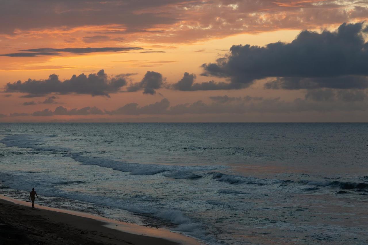 Bella Surf Inn Isabela Buitenkant foto